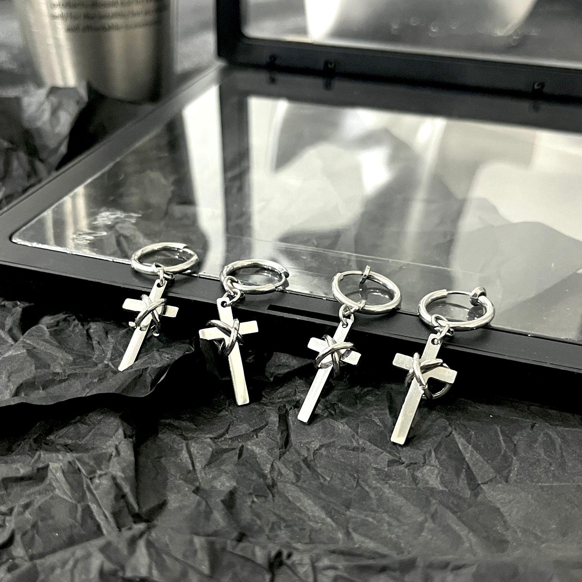 New Style Winding Cross Earrings for Men, Stainless Steel Ear Accessories, Ear Clips for Women, Niche Design Ear Clips, High-End Accessories