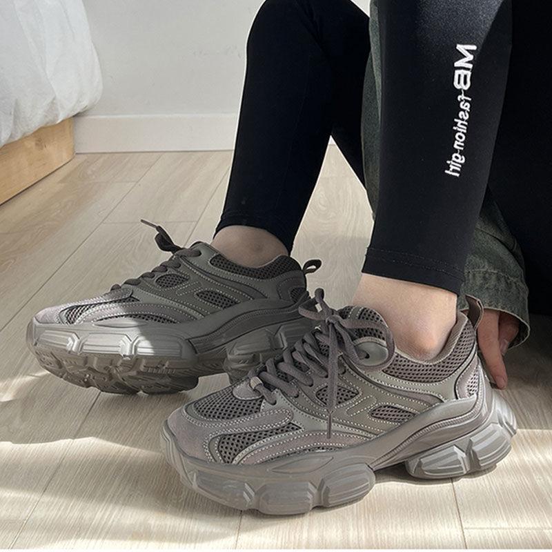 High-grade daddy shoes women's shoes new retro slim feet sneaker thick bottom gray casual shoes one-piece delivery