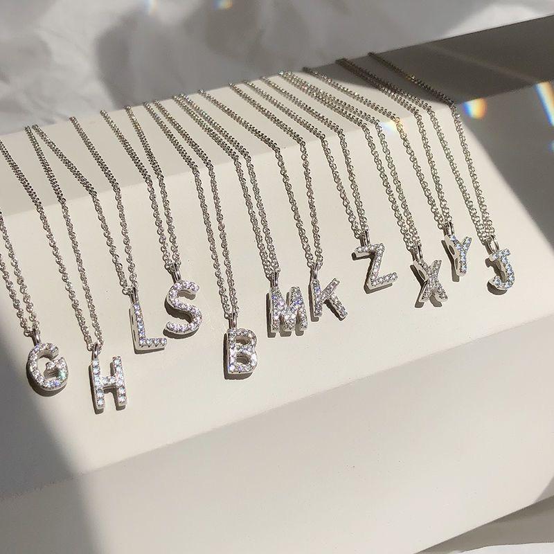 26 Letter Necklace for Women 2024 New Clavicle Chain for Women Niche Design Name Letter Bestie Pendant Necklace
