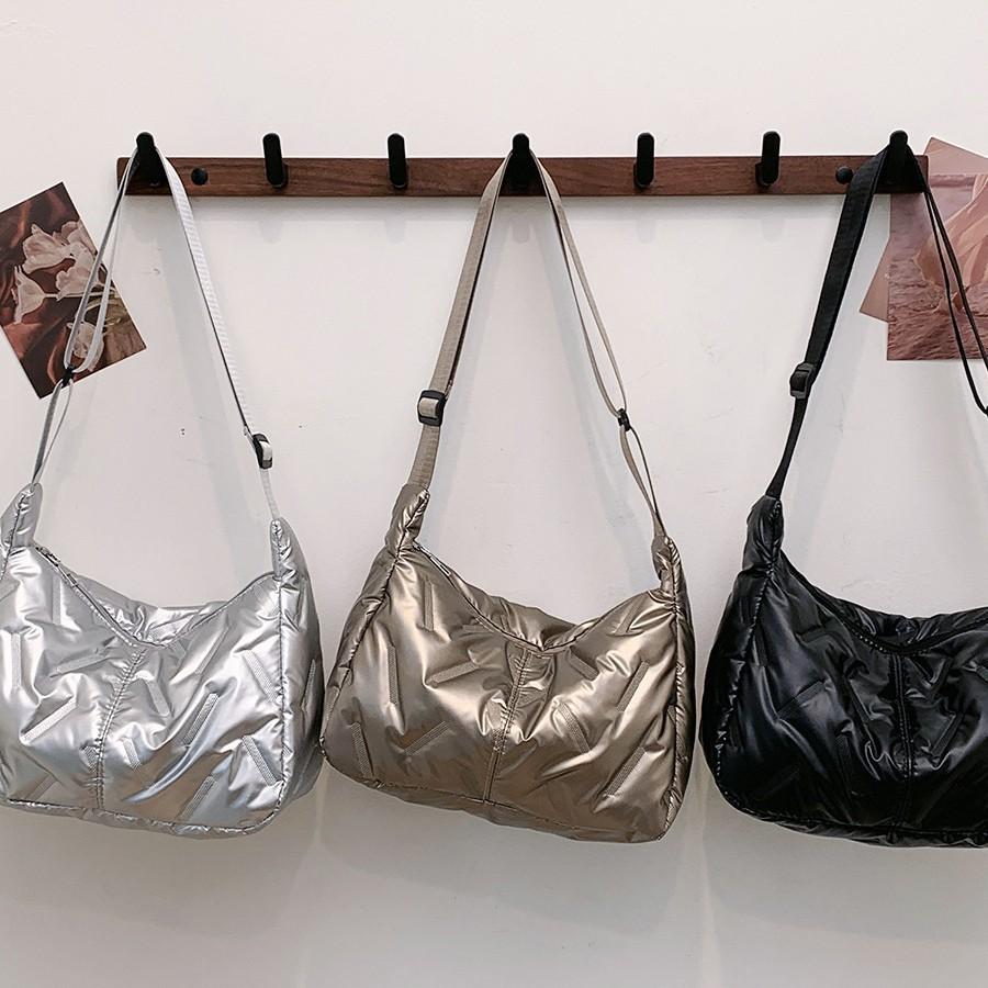 2024 New Fashion Cotton Shoulder Bag Nylon Cloth Bag Women's Casual Tote Bag Large Capacity Autumn and Winter Casual Bag