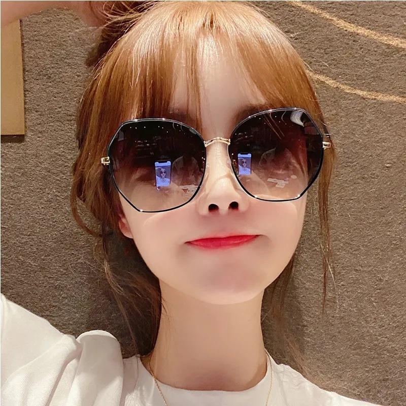 2025 Women's Sunglasses Ins Influencer Picks Sunglasses Street Photography Douyin Kuaishou K-Style Polarized Sunglasses