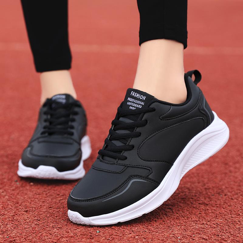 New Autumn and Winter Women's Shoes, Leather Waterproof Casual Sports Shoes, Girls' Flat Non-Slip Travel Shoes, Large Size Running Shoes