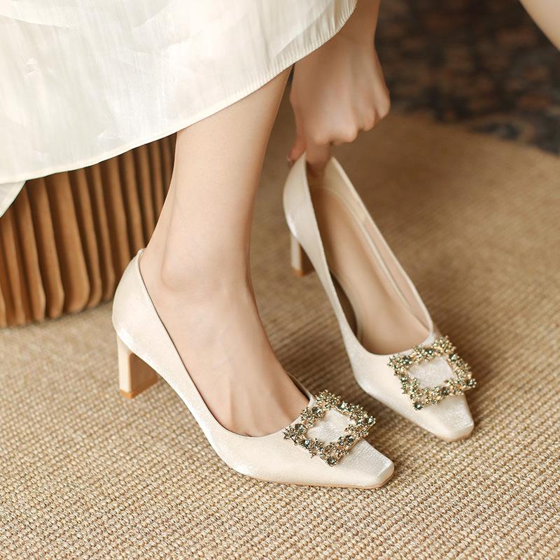 2023 New Red High Heels Women's Thick Heel Xiuhe Dress Bride Wedding Shoes Dress Bridesmaid Shoes French Low Heels