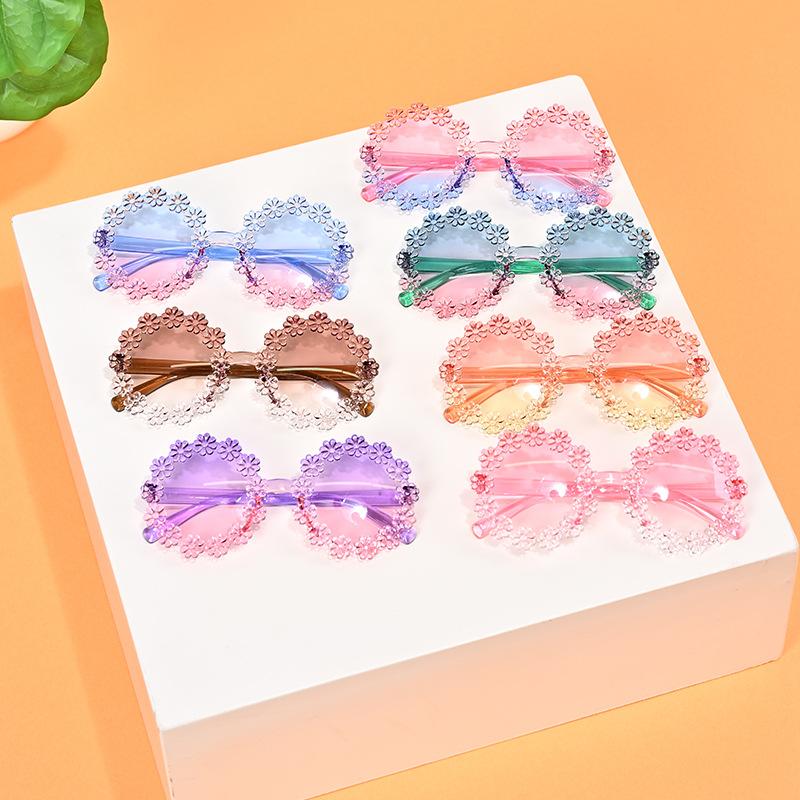 2026 New Model Small Daisy Children's Sunglasses Round Frame Petal Glasses Cute Baby Photo Shoot Uv Protection Sunglasses