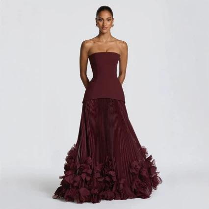 Foreign trade Amazon European and American style strapless waist-cinching long evening dress with three-dimensional petals, pleated large hem, and train