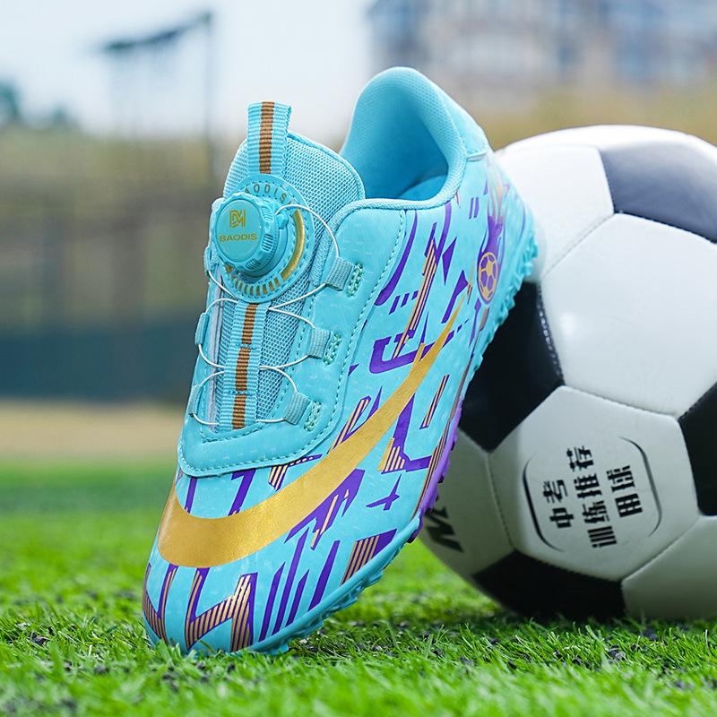 Children's laceless soccer shoes with new long spikes and cleats, rotating buckle, professional competition training shoes for primary and secondary school students, wholesale