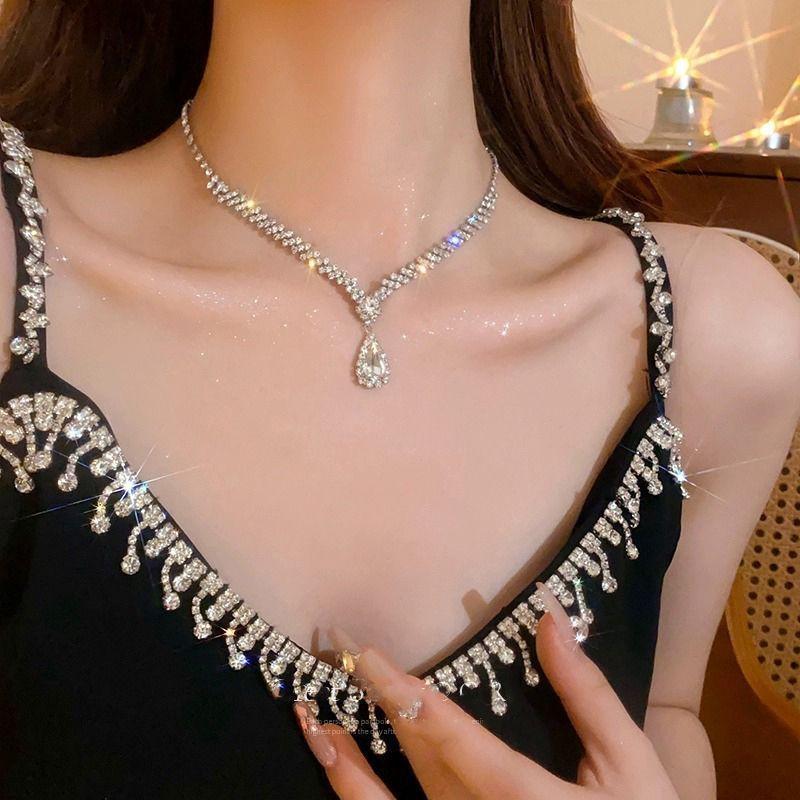 Light Luxury, Ultra-Sparkly, Elegant Rhinestone Necklace, Bridal Wedding Banquet Jewelry, Sparkling Diamond, High-End Style, Neck Chain, Clavicle Chain