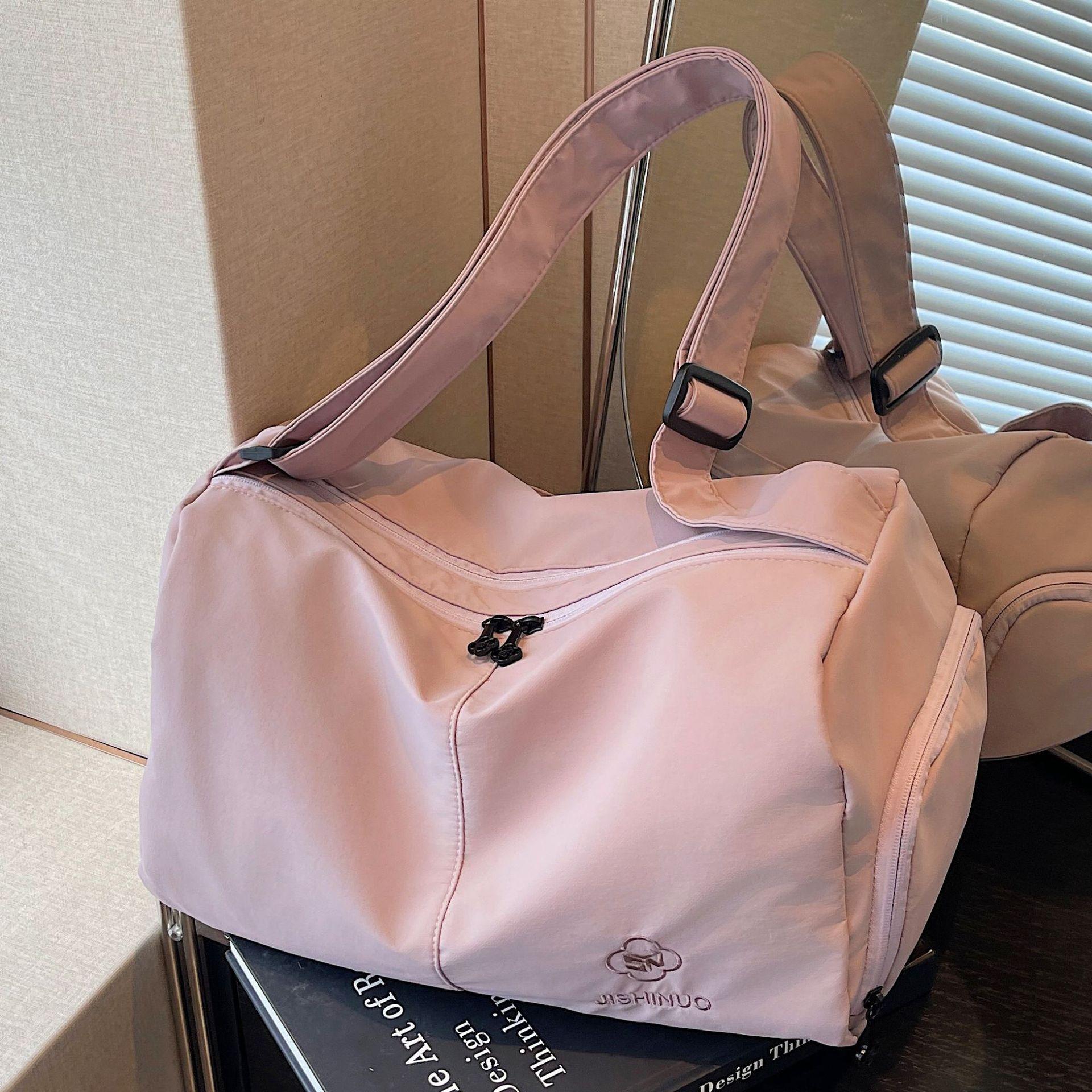 Independent Shoe Compartment, Short-Distance Travel Bag, Dry and Wet Separation, Multifunctional Yoga Fitness Bag, Lightweight Cross-Body Carry-On Luggage Bag