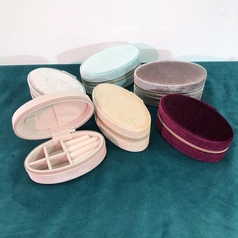 New Style Goose Egg-Shaped Jewelry Box for Rings, Earrings, Necklaces, and Accessories, Velvet Mini Oval Portable Storage Box, in Stock