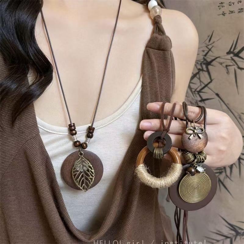 New Chinese Style Long Leaf Braided Rope Necklace Women's Zen Style Fashion Versatile Pendant Sweater Chain Accessories
