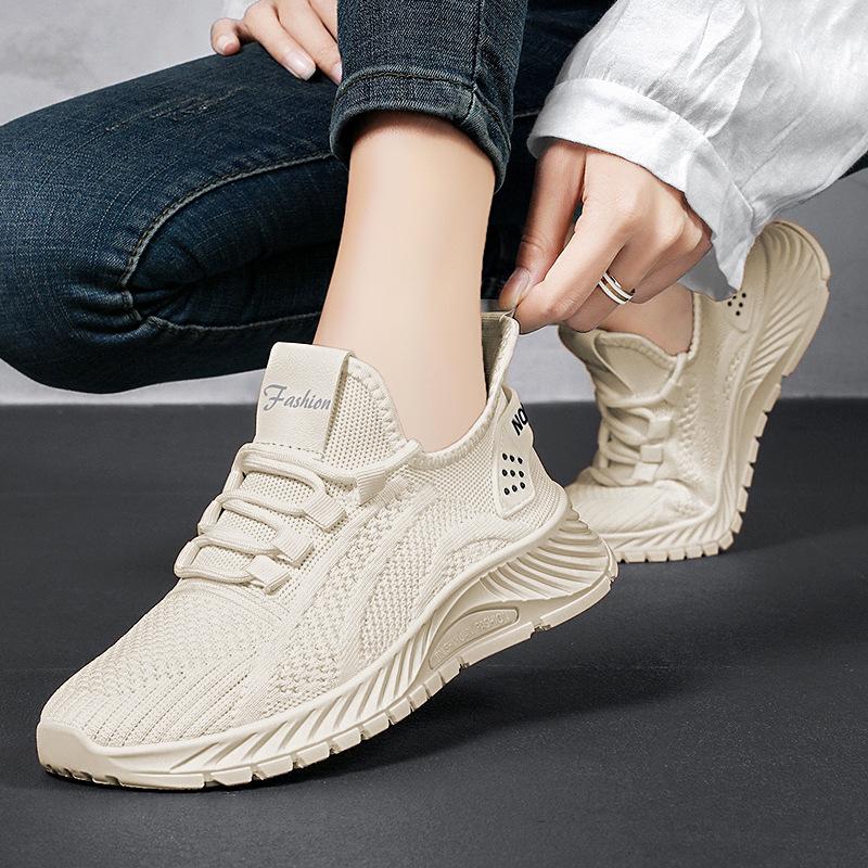 Women's New Summer Fashion Casual Sports Shoes Wholesale Breathable Trendy Mesh Fly-Knit Sports Shoes for Women