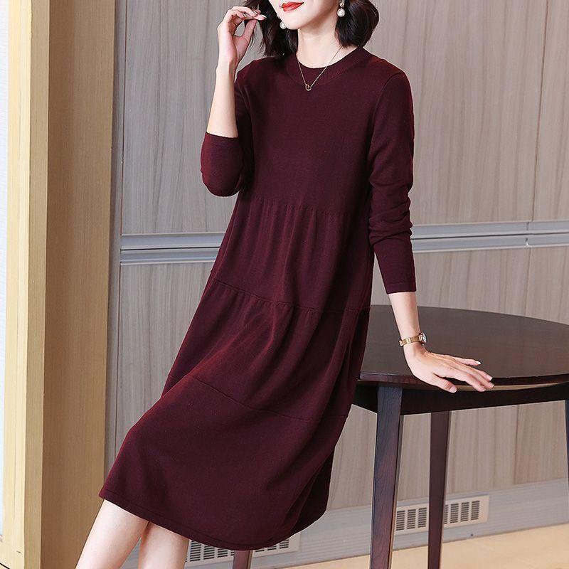 Autumn and Winter New Women's Long-Sleeved Bottoming Mid-Length Large Size Fashionable Age-Reducing Western Style Knitted Dress for Women