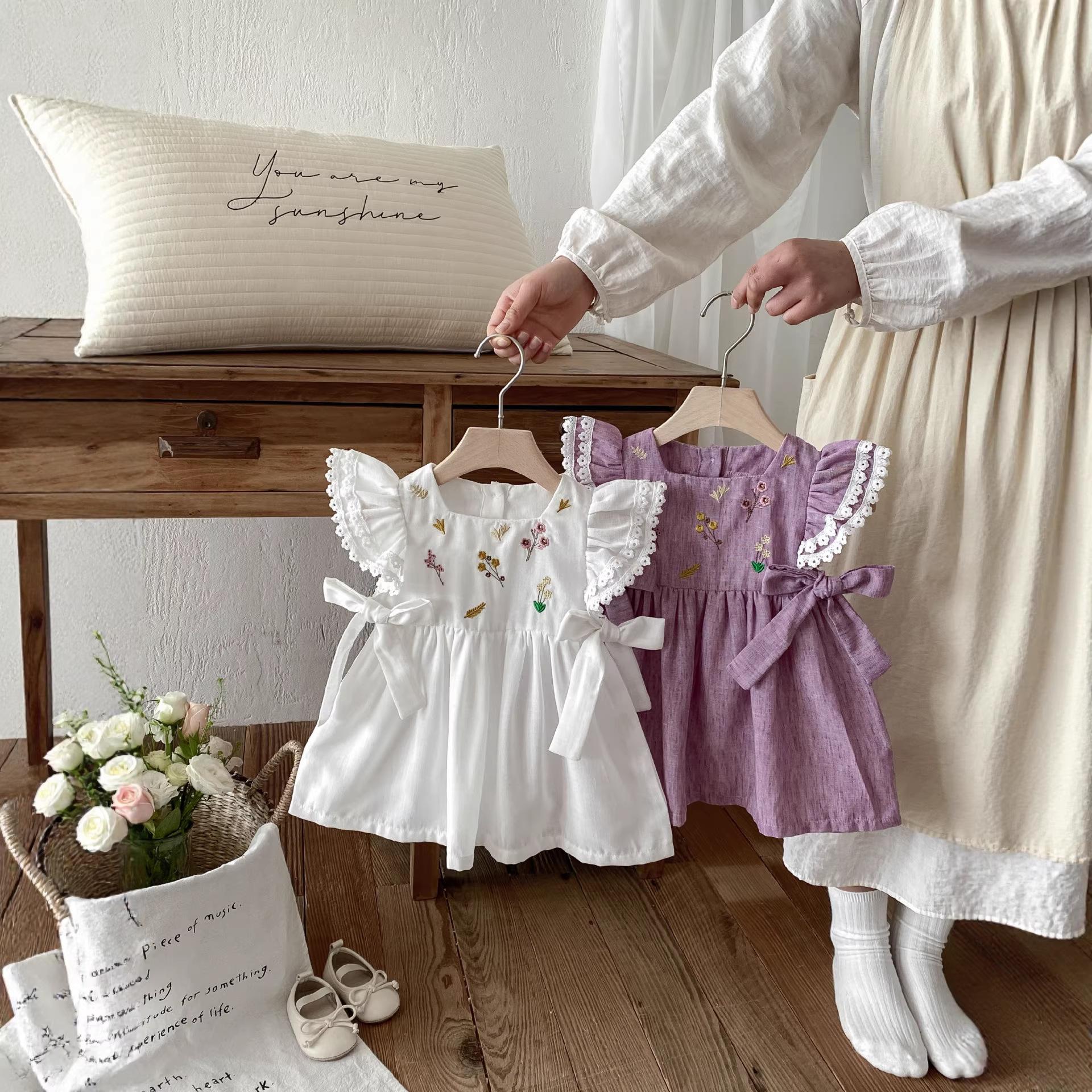 Girls' Super Cute Dress 2026 Summer New Style Baby Cute Floral Thin Breathable Flutter Sleeve Princess Dress