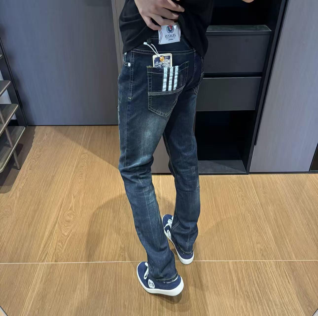 Real shot of Guangzhou replica popular men's jeans for spring and summer, slim fit, straight cut, stretchy, light luxury, high-end men's pants for cross-border sales