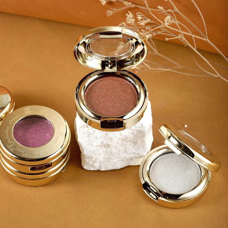 Douyin Video Winnie the Bear Three-Dimensional Candlelight Single Color Shining to the End Diamond Eyeshadow Manufacturer One Piece Dropshipping Pearlescent