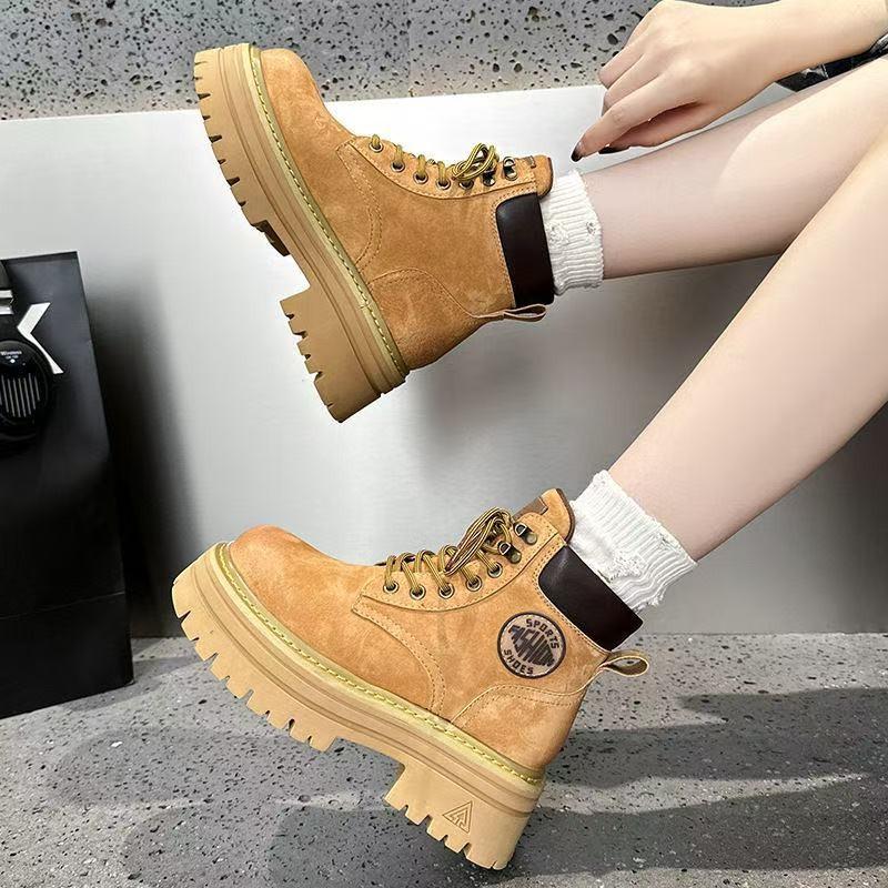 Boots Women's 2025 New Autum Outdoor Fashion Versatile Pink Boots Women's Inner Heightening Soft Leather Thick Sole