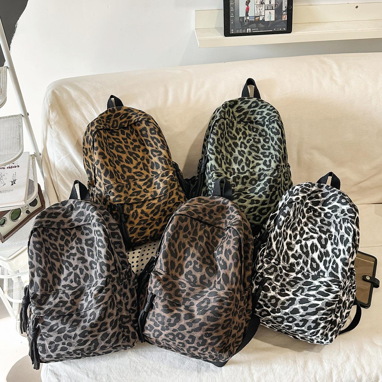 Cross-Border Fashion Leopard Print Backpack, Trendy and Stylish Large-Capacity Travel Bag, Stylish Casual Versatile Backpack for College Students