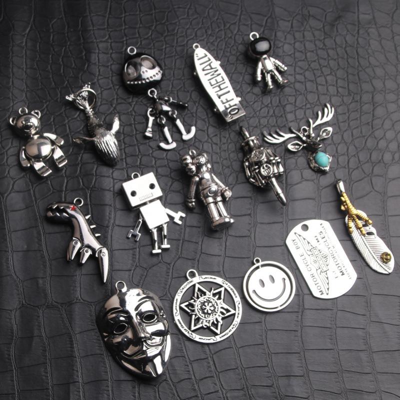 Versatile Titanium Steel Chain Hip-Hop Necklace for Men, Trendy Street Style Personality Influencer Pendant, Party Sweater Chain Accessory Pendant