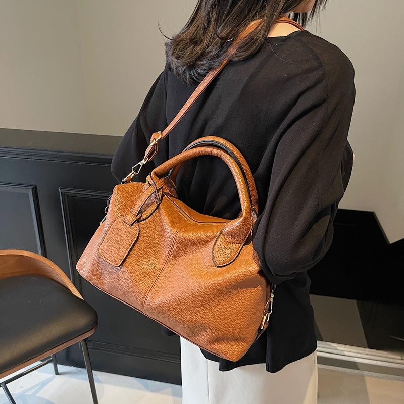 Cross-Border Large-Capacity Tote Bag, Fashionable Retro High-End New Style Handbag for Women, Trendy Texture Commuting Cross-Body Bag