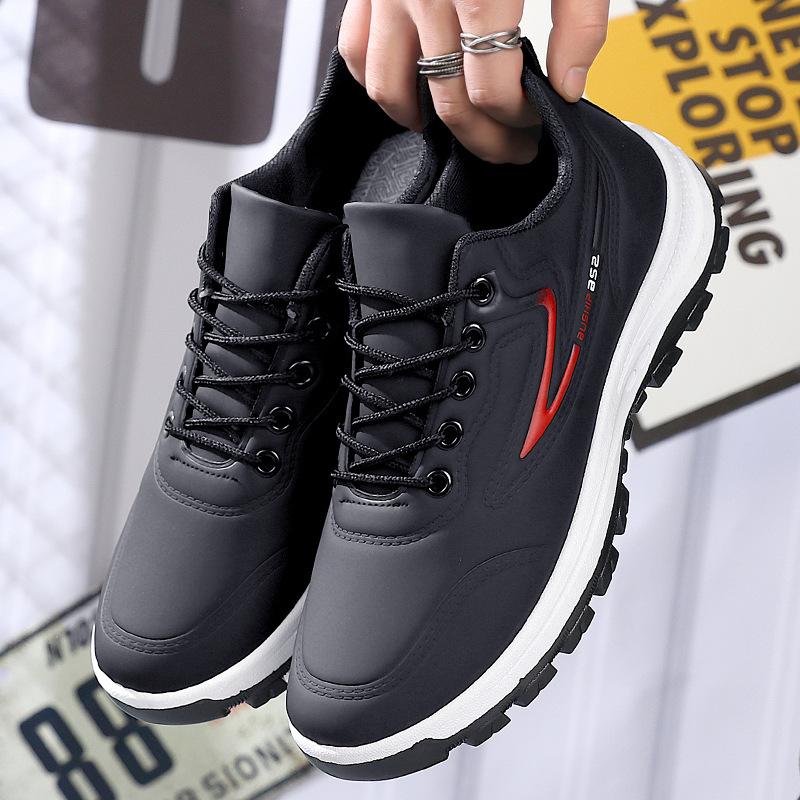 2025 New Four-Season Sports Korean Version Versatile Casual Trendy Running Student Shoes Leather Waterproof Dad Shoes Men's Style