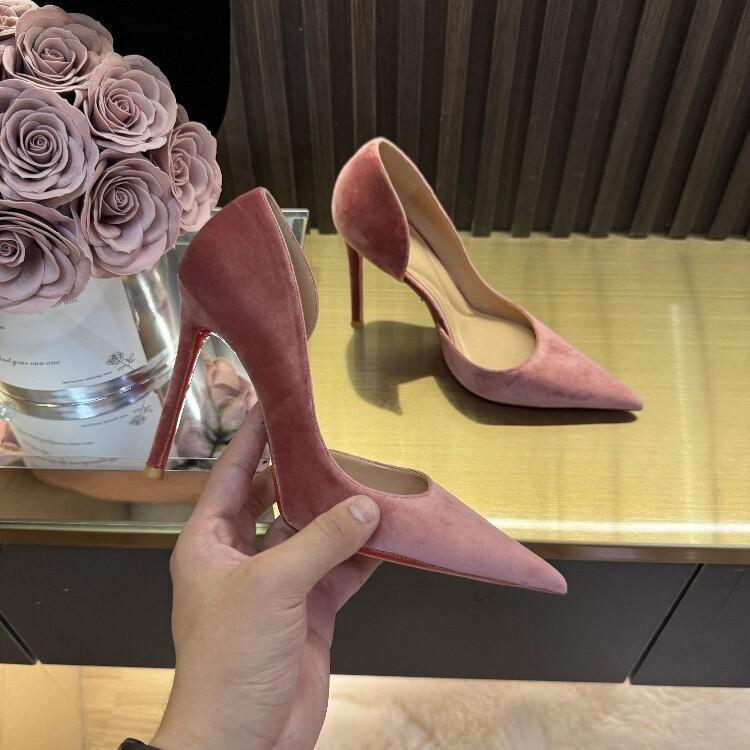 2026 Early Spring New Style Velvet Side-Cut High-Heeled Shoes for Women, Comfortable and Sexy, with Thin Heels, Pointed Toes, and Red Soles