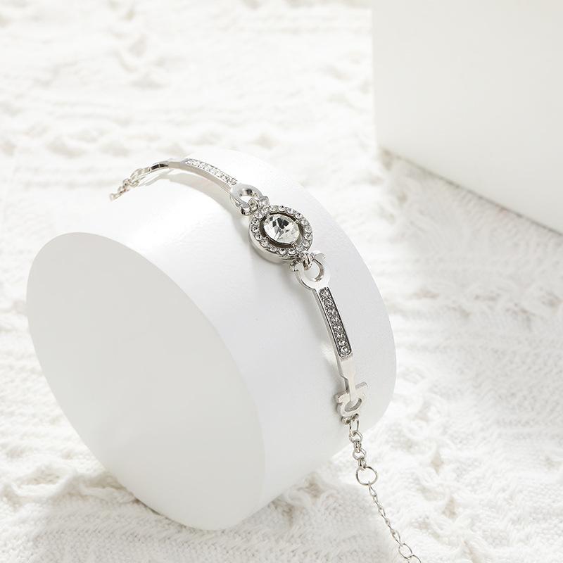 Korean Style Fashionable Full Diamond Alloy Bracelet for Women, Hot Selling, Simple and Elegant, Versatile, Sparkling Diamond Zircon Bracelet, Factory Wholesale