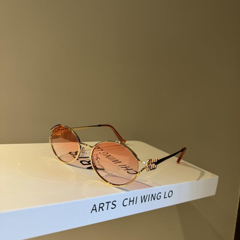 2025 new Hong Kong style round frame gradually pink sunglasses women's small face fashion concave shape photo sunglasses UV protection