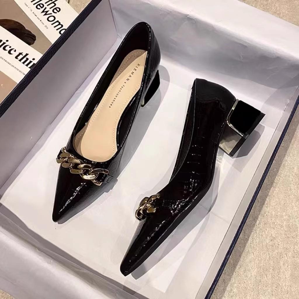 Black Pointed Toe Thick Heel Small Fragrant High Heels Spring and Autumn Professional French Style Low Heel Shoes with Skirt