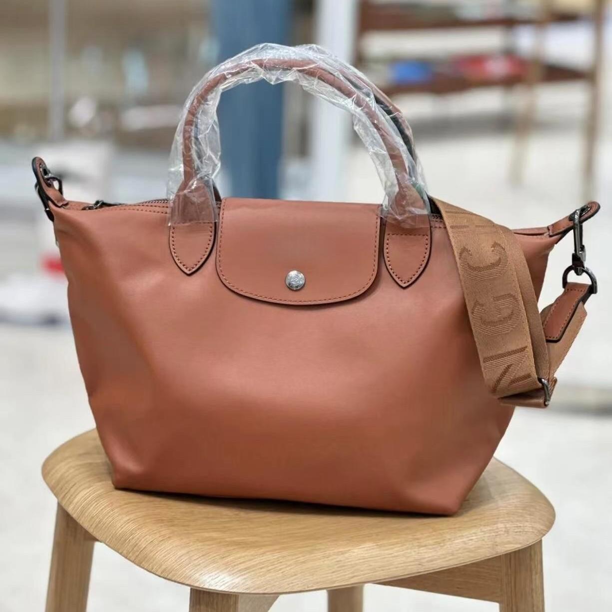 French Longchamp lambskin handbag, adjustable shoulder strap, single shoulder crossbody bag, fashionable women's handbag