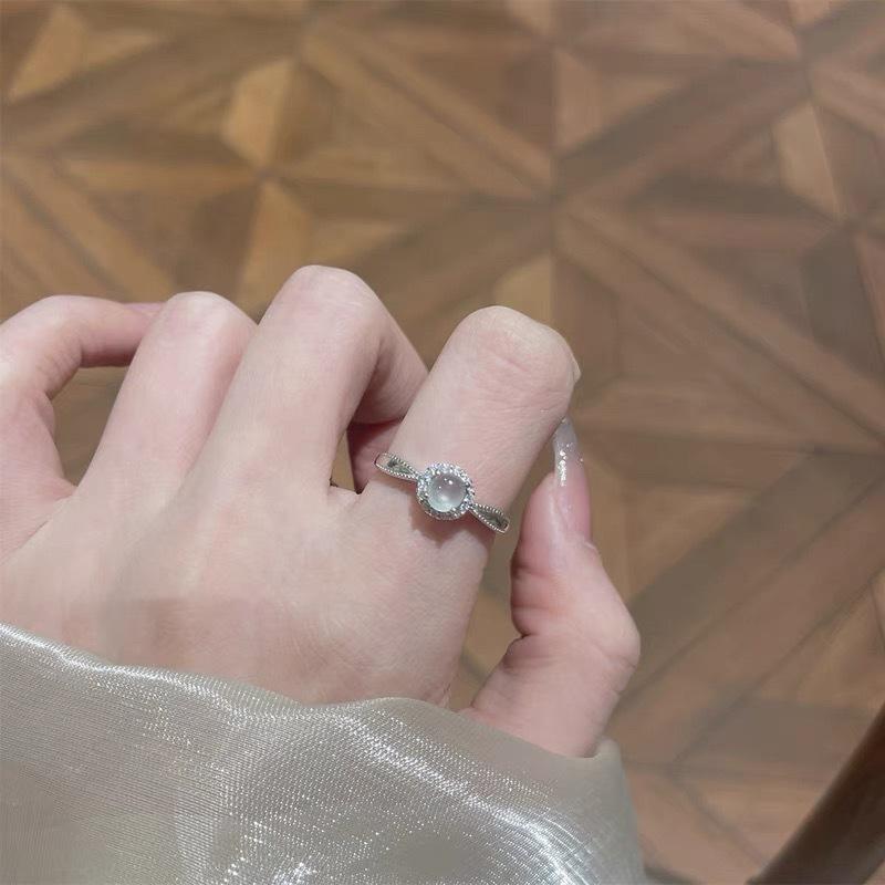 New Chinese Style Imitation Chalcedony Round Ring with Zircon Women's New Chinese Style Ancient Style Exquisite White Moonlight Imitation Jade Finger Ring