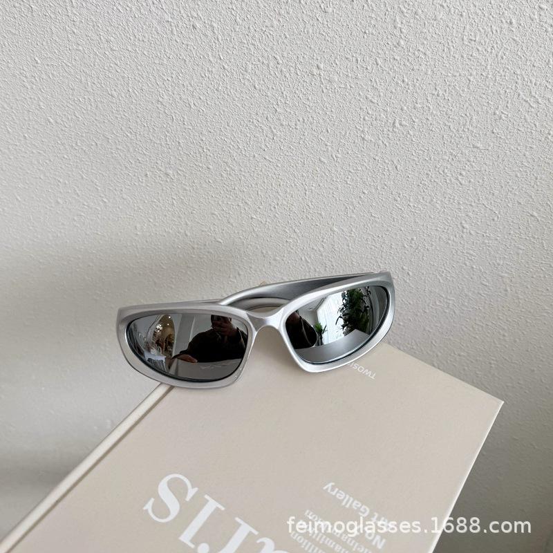 Large Trendy and Cool Kidsren's Sunglasses, Anti-Uv Baby Sunglasses, Boys' Personalized Concave Shape Summer Cycling Glasses