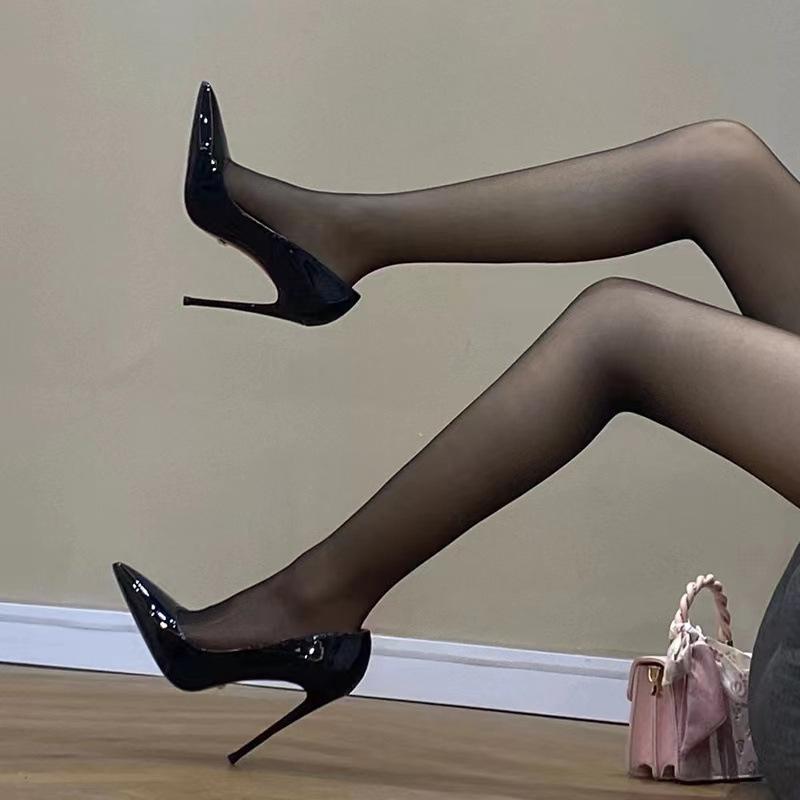 High-Heeled Shoes for Women, 2026 Spring New Style, Sexy and Pure Desire, Niche Nude Color, Pointed Toe, Thin Heel, Comfortable for the Feet, Professional Single Shoes for Women