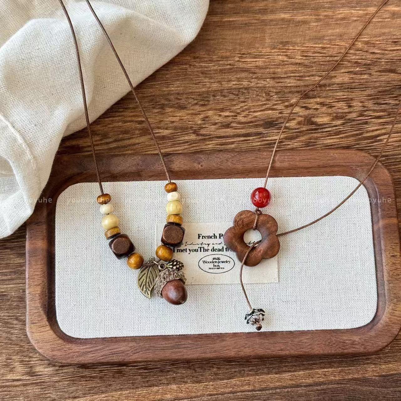 New Chinese-Style Acorn Flower Beaded Pendant Necklace for Women, Vintage Ethnic Style Long Sweater Chain, Everyday Versatile Accessory