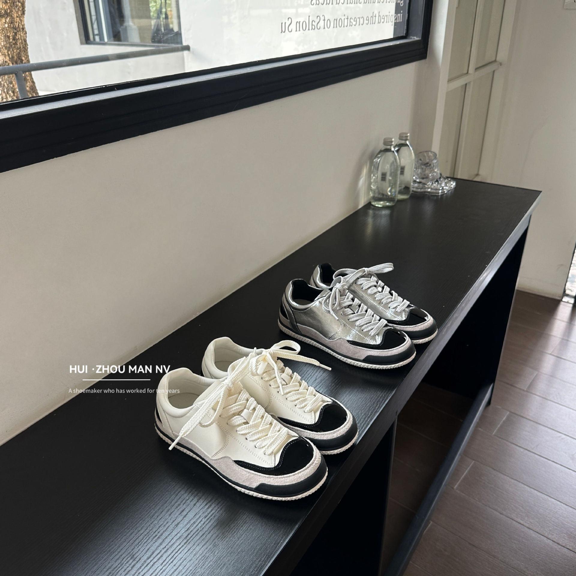 Genuine Leather Chanel-Style Black and White Panda German Training Shoes for Women, 2026 New Versatile Color-Blocking Casual Sneakers, Height-Increasing Sneakers