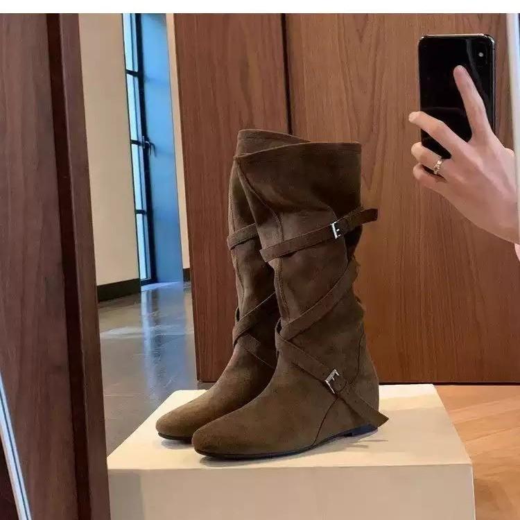 2025 Autumn New Retro Matte Height-Increasing 6cm Korean Style Round-Toe Buckle Soft Pleated Slimming High Boots for Women
