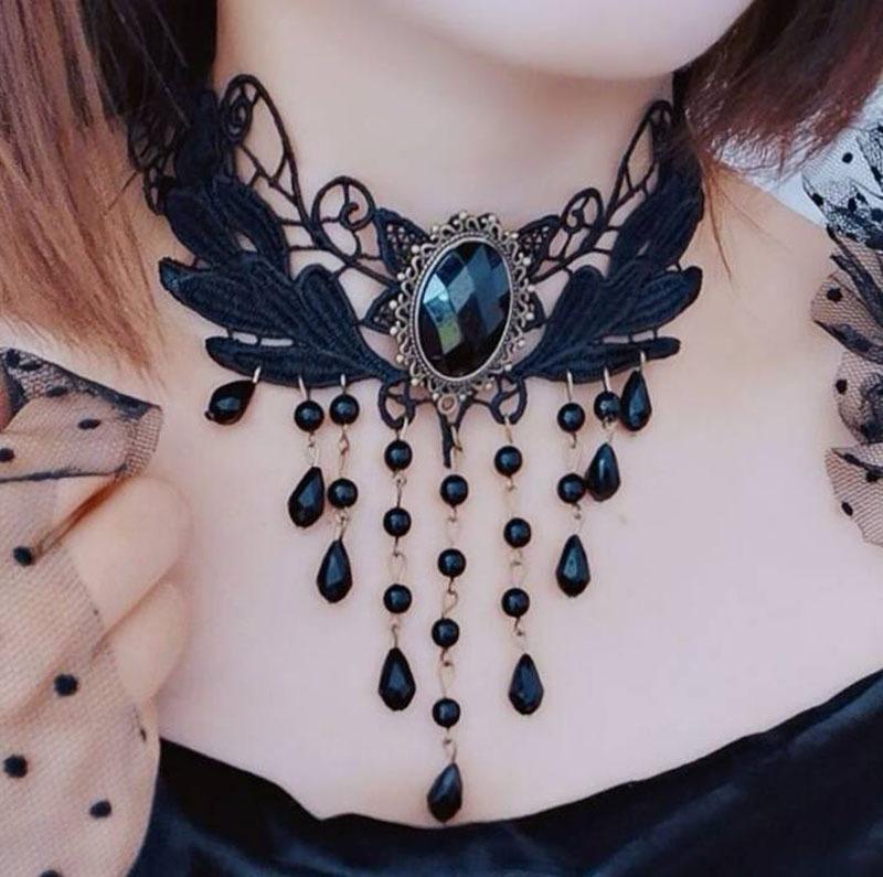 European and American Gothic Lace Choker Clavicle Chain Women's Choker Simple Necklace Black Punk Accessories Choker Neck Strap
