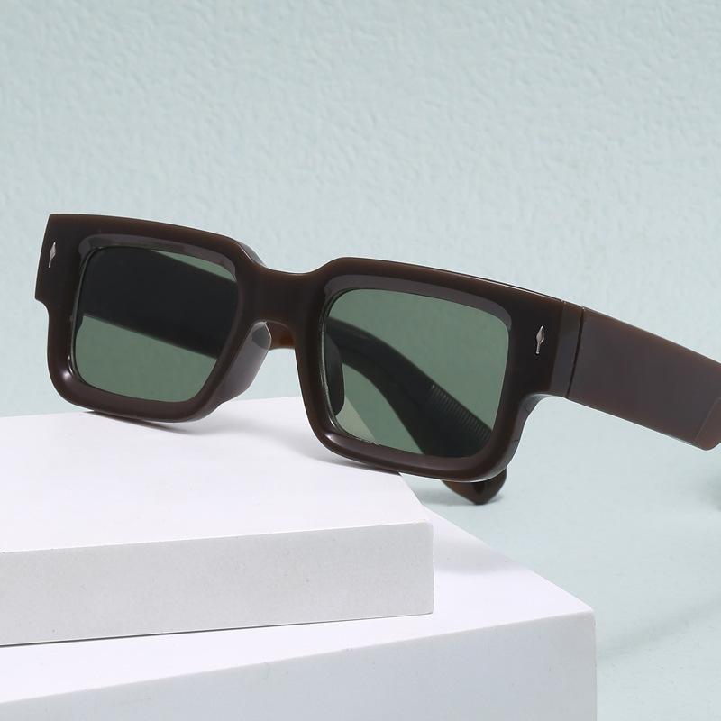 2026 European and American Thick-Framed Men's Sunglasses Trendy Square Frame Export Glasses with Personalized Rivet Decoration Cross-Border Sunglasses