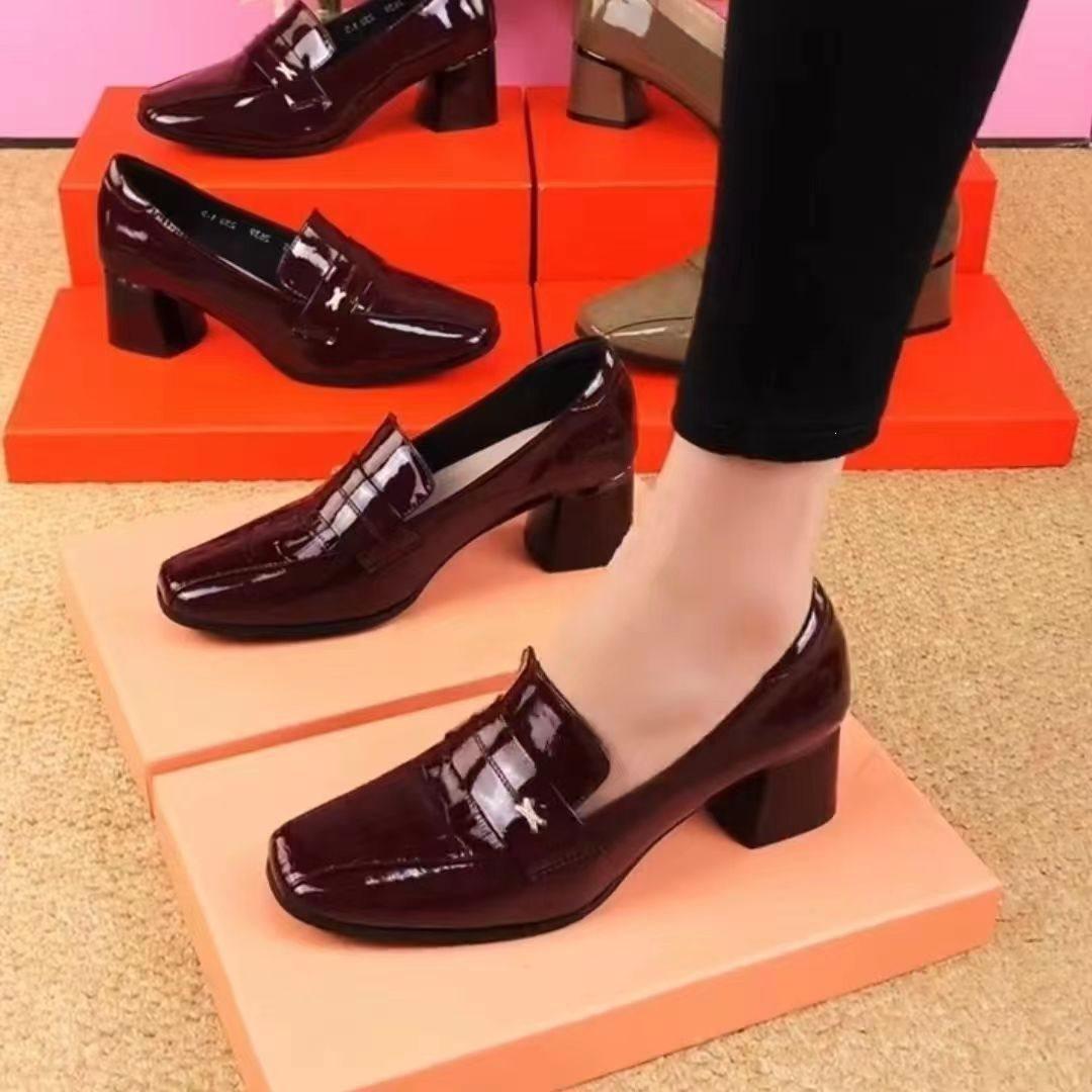Women's genuine leather low-heel shoes, new spring model, cowhide patent leather, shiny square toe, fashionable and versatile, chunky mid-heel small leather shoes for women