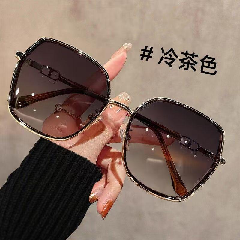 2026 New Large-Frame Polarized Sunglasses for Women, Suitable for Square and Round Faces, with Glitter Design, Sun Protection and Uv Protection