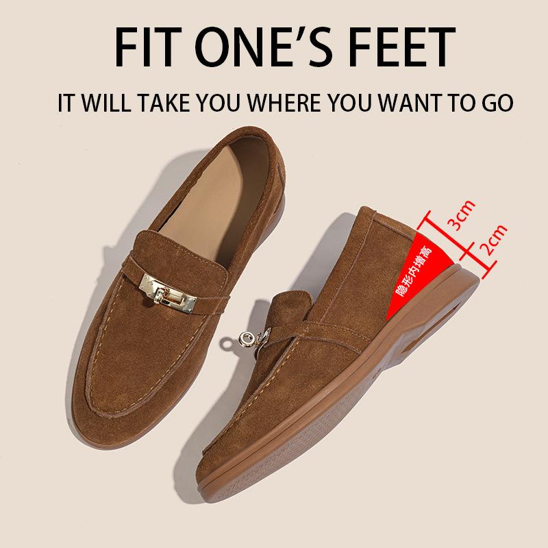 Fleece-Lined Loafers with Gold Buckle and Hidden Height Increase for Women, 2025 Autumn and Winter New Retro Versatile British Style Leather Shoes