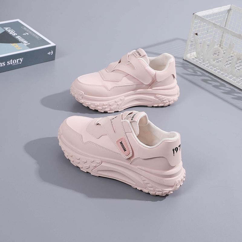 Velcro Daddy Shoes Women's Soft-Soled Sports and Casual Women's Shoes 2024 Douyin Niche Popular Leather Versatile Women's Shoes Trbottomy