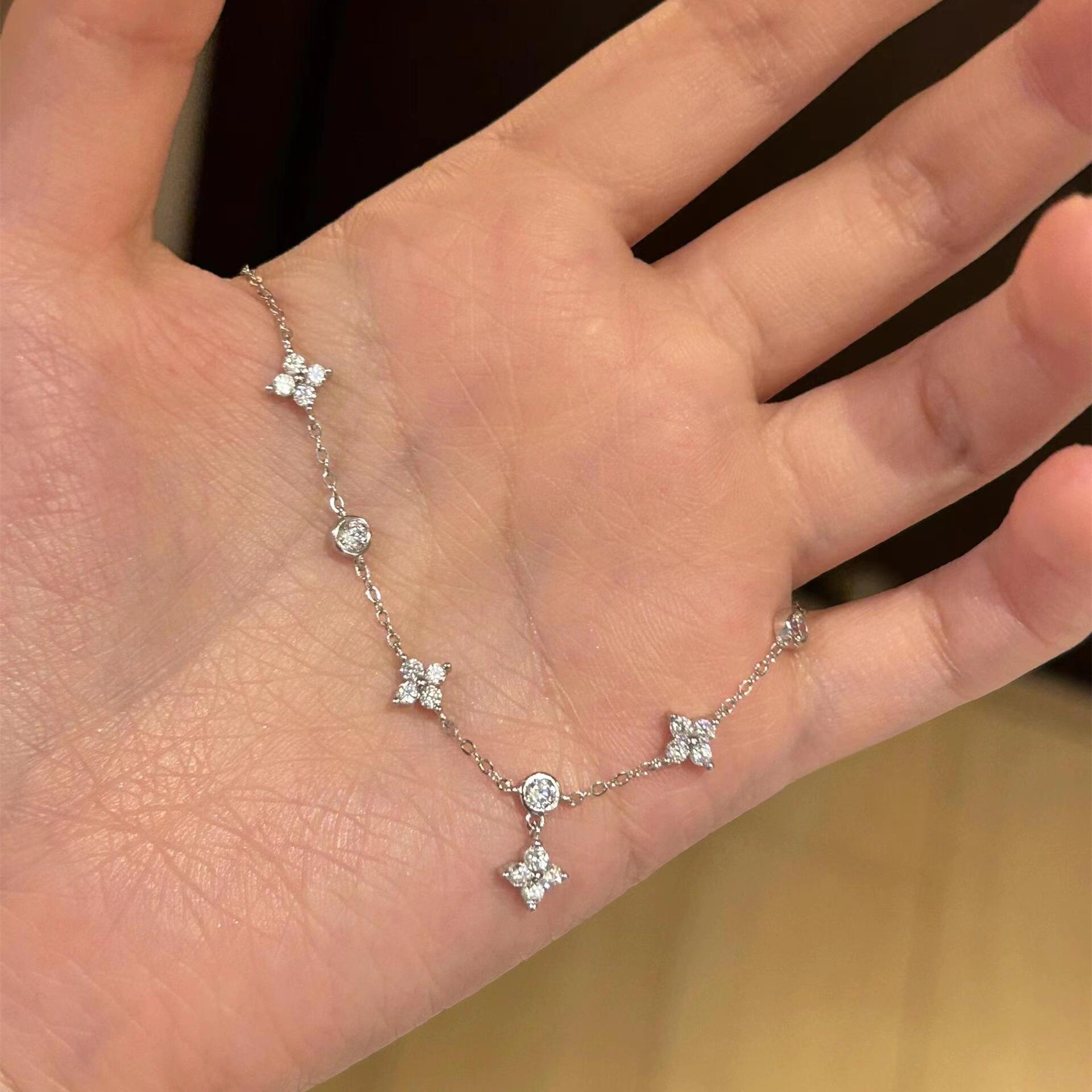 Cross-border hot selling s925 sterling silver four-leaf clover anklet women's light luxury niche design micro-inlaid zircon high-grade foot jewelry