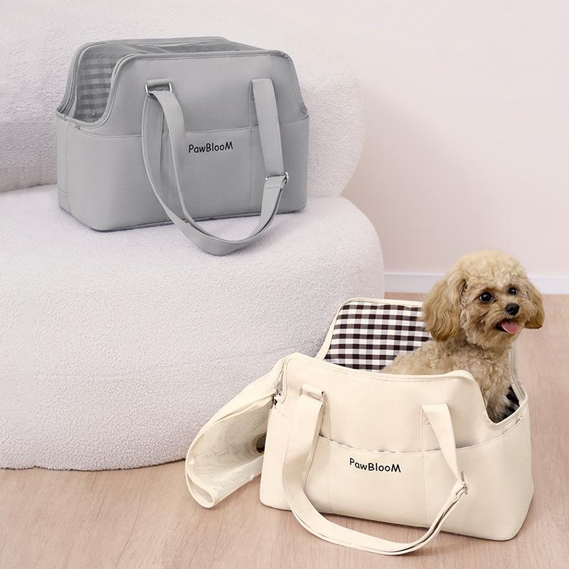 Breathable Pet Travel Bag, Portable Cross-Body Cat Bag, Large Space Car-Mounted Teddy Dog Bed Pet Bag