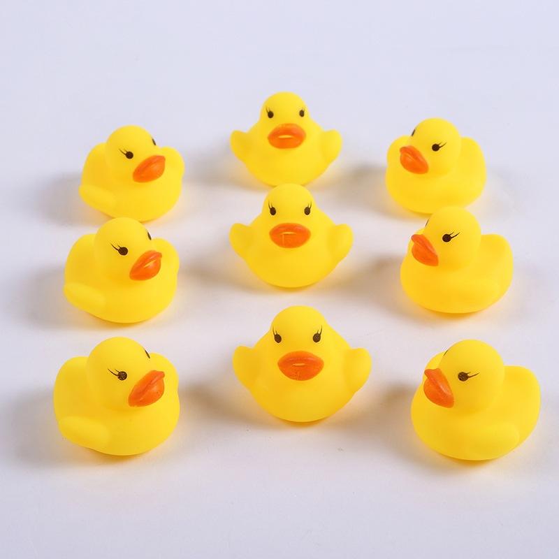 Baby Bath Water Toys, Children's Soft Rubber Squeaky Sound-Making Little Yellow Duck, Infant Swimming Big Yellow Duck, Cross-Border