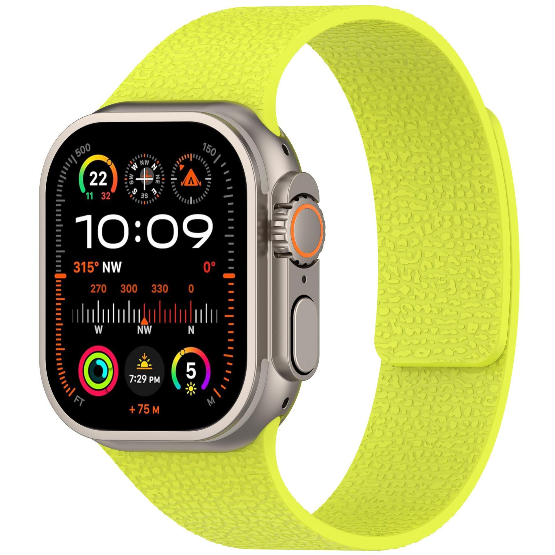 Suitable for Apple S11/S10/Watch Ultra98 Generation Se Pebbled Soft Magnetic Silicone Watch Strap
