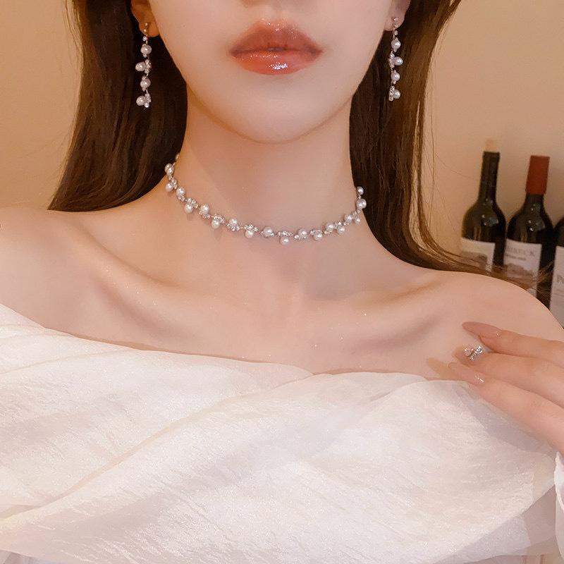 European and American best-selling light luxury pearl and zircon jewelry two-piece set: bridal wedding party necklace, earrings, and bracelet set