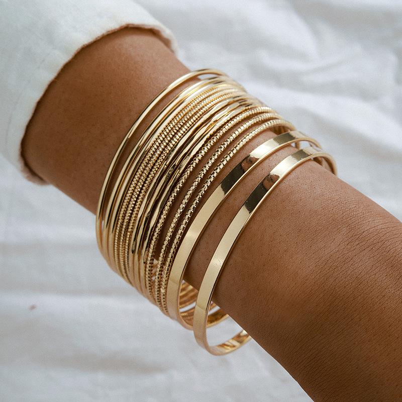 European and American Alloy Jewelry Personalized Exaggerated Wide Face Bracelet Set Women's Golden Gloss Bracelet Bracelet 14 Pieces Set