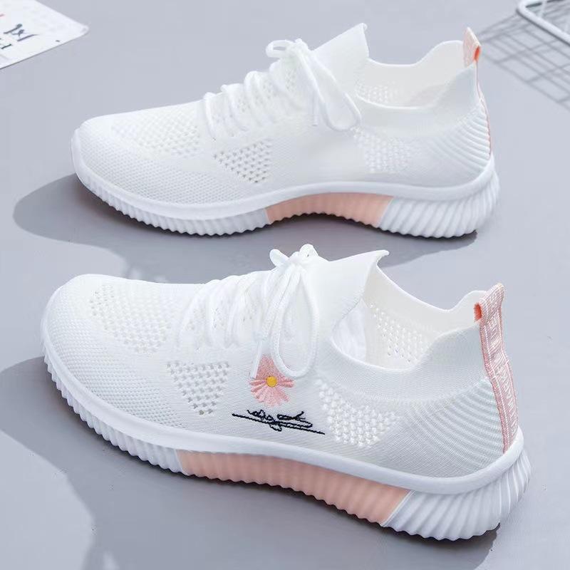 New spring and summer women's flying woven sneaker fashion all-match running shoes mesh breathable casual female student wholesale