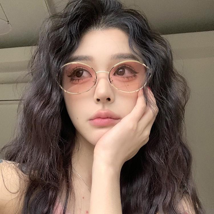 2025 new Hong Kong style round frame gradually pink sunglasses women's small face fashion concave shape photo sunglasses UV protection
