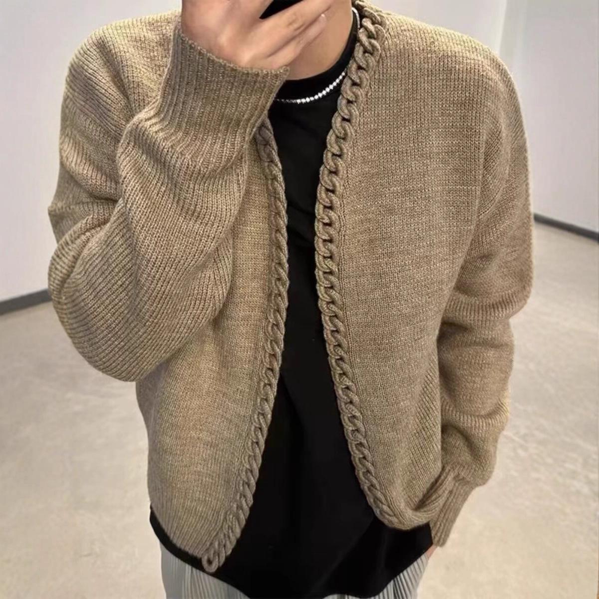 2025 New Autumn and Winter Retro Heavyweight V-Neck Knitted Cardigan for Men and Women, Casual and Versatile Accessible Luxury Design Sweater